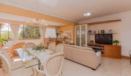 Apartamento com 3 quartos à venda na Rua Professor Cristiano Fischer, 667, Petrópolis, Porto Alegre por R$ 900.000
