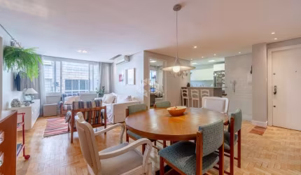 Apartamento com 3 quartos à venda na Rua Carlos Von Koseritz, 1540, São João, Porto Alegre por R$ 770.000