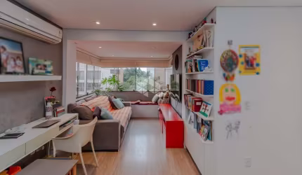 Apartamento com 2 quartos à venda na Rua Marquês do Pombal, 940, Moinhos de Vento, Porto Alegre por R$ 770.000