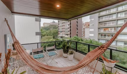 Apartamento com 3 quartos à venda na Rua Cândido Silveira, 75, Moinhos de Vento, Porto Alegre por R$ 1.300.000