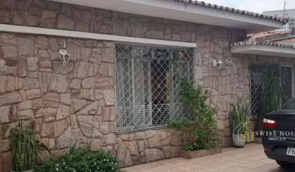 Casa com 5 quartos à venda na Rua Visconde de Taunay, --, Vila Itapura, Campinas, 158 m2 por R$ 1.378.000