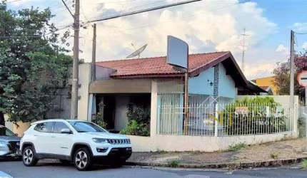 Casa comercial à venda na Arthur Bernardes, --, Vila Angeli, Valinhos, 210 m2 por R$ 850.000