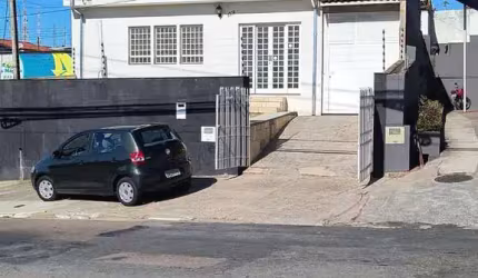 Casa com 4 quartos à venda na Rua Engenheiro Augusto de Figueiredo, --, Vila Progresso, Campinas, 250 m2 por R$ 750.000