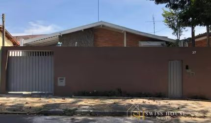 Casa com 3 quartos à venda na Rua Coronel Firmino Gonçalves da Silveira, --, Parque São Quirino, Campinas, 228 m2 por R$ 760.000