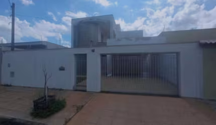 Casa com 3 quartos à venda na Rua Francisco Vivona Júnior, --, Jardim Eulina, Campinas, 300 m2 por R$ 950.000
