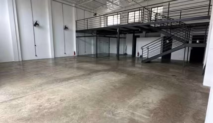 Barracão / Galpão / Depósito para alugar na Avenida Orosimbo Maia, --, Cambuí, Campinas, 254 m2 por R$ 10.500