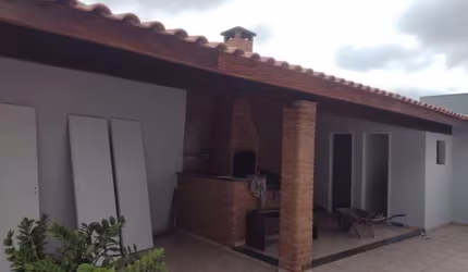 Casa com 3 quartos à venda na Avenida Brasil Norte, Parque Residencial Jaguari, Americana, 300 m2 por R$ 650.000