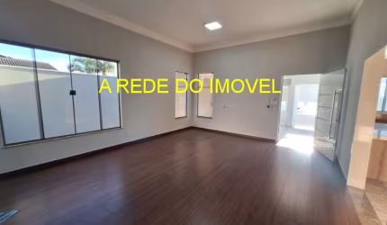 Casa com 3 quartos à venda na Rua Roberto Jensen, 221, Jardim Terramérica I, Americana, 300 m2 por R$ 950.000