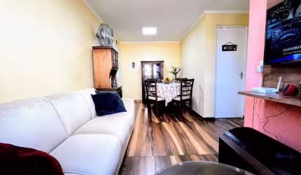 Apartamento com 2 quartos à venda na Rua Tijucas do Sul, 1350, Sítio Cercado, Curitiba por R$ 220.000