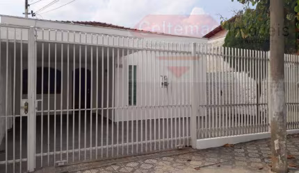 Casa para Venda em Taubaté, Jardim Maria Augusta, 4 dormitórios, 1 suíte, 3 banheiros, 2 vagas