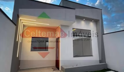 Casa Nova com 03 Dormitórios Quintas de Santa Cruz