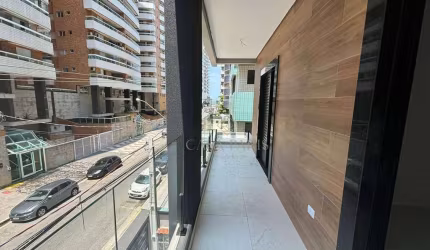 Casa ampla com 2 dormitórios a venda em Praia Grande!
