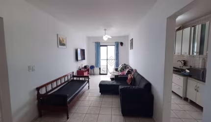 Apartamento amplo com 1 quarto à venda em Praia Grande!