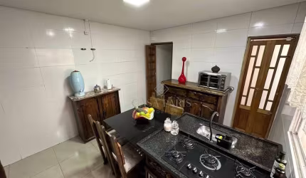 Casa com 3 quartos à venda, 175 m² por R$ 585.000 - Vila Guilhermina - Praia Grande/SP
