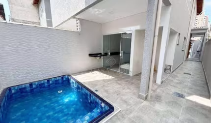 Sobrado com 3 quartos à venda, 130 m² por R$ 850.000 - Ocian - Praia Grande/SP