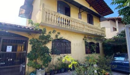 Sobrado com 3 dormitórios à venda, 196 m² por R$ 555.000,00 - Caiçara - Praia Grande/SP