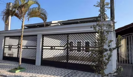 Sobrado com 2 quartos à venda, 100 m² por R$ 485.000 - Maracanã - Praia Grande/SP