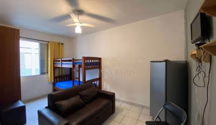 Kitnet com 1 quarto à venda, 36 m² por R$ 165.000 - Ocian - Praia Grande/SP