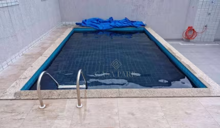 Sobrado com 2 dormitórios à venda, 62 m² por R$ 320.000,00 - Maracanã - Praia Grande/SP