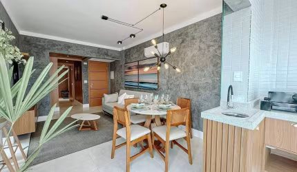 Apartamento com 2 dormitórios à venda, 67 m² por R$ 740.000,00 - Maracanã - Praia Grande/SP