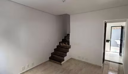 Sobrado com 2 dormitórios à venda, 60 m² por R$ 385.000,00 - Aviação - Praia Grande/SP