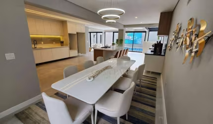 Casa com 3 dormitórios à venda, 425 m² por R$ 5.000.000,00 - Canto do Forte - Praia Grande/SP