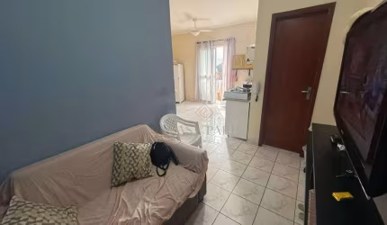 Kitnet à venda perto da praia com elevador, garagem e sacada!!!