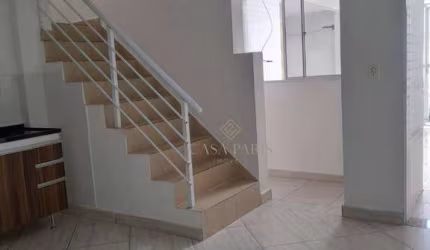 Casa com 2 dormitórios à venda, 66 m² por R$ 349.000 - Vila Guilhermina - Praia Grande/SP
