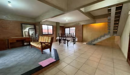 Apartamento Duplex com 4 dormitórios à venda, 240 m² por R$ 790.000,00 - Tupi - Praia Grande/SP
