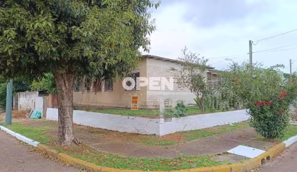 Casa 03 dormitórios , Moinhos de Vento , Canoas .