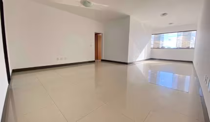 Apartamento à venda com 3 quartos e 2 vagas no Bairro Castelo