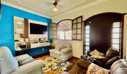 Casa à venda, 3 quartos, 2 suítes, 4 vagas, Castelo - Belo Horizonte/MG