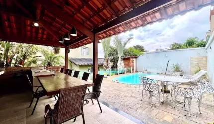 Casa para aluguel, 4 quartos, 2 suítes, 5 vagas, Santa Amélia - Belo Horizonte/MG