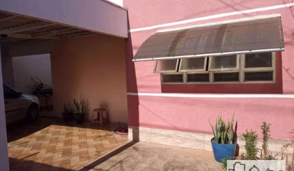 Casa com 3 dormitórios à venda, 141 m² por R$ 300.000,00 - Jardim Indaiá - Araraquara/SP