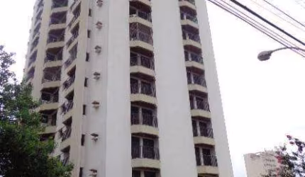 Apartamento a venda no Edifício Solimões.