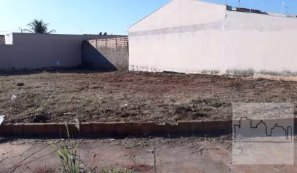 Terreno a venda no Jd. Palmares