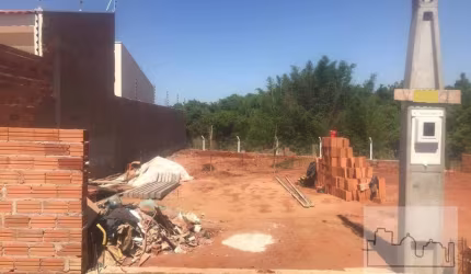 Terreno de esquina a venda no Cidade Jardim