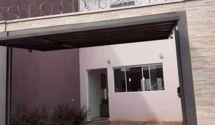 Casa a venda no jardim Universal.
