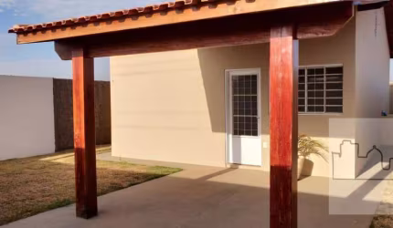 Casa a venda no Vistas do Horto.