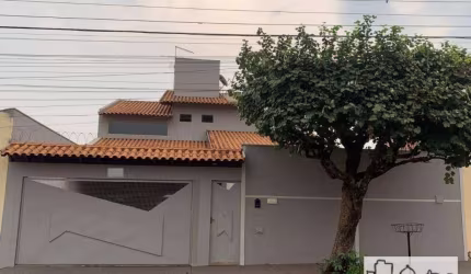 Casa a venda na Vila Suconasa em Araraquara.