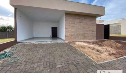 Casa com 3 dormitórios à venda, 126 m² por R$ 650.000,00 - Veredas do Campo - Araraquara/SP