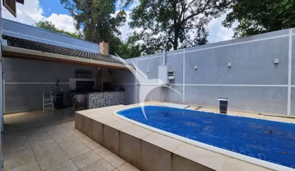Casa em condomínio fechado com 6 quartos à venda no Granja Viana, Cotia  por R$ 1.300.000