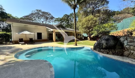 Casa com 5 quartos à venda na Estrada Municipal Fernando Nobre, Centro, Jandira por R$ 3.700.000