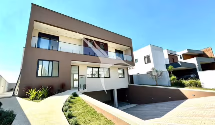 Casa em condomínio fechado com 4 quartos à venda na Avenida das Caúnas, Granja Viana, Carapicuíba por R$ 4.300.000
