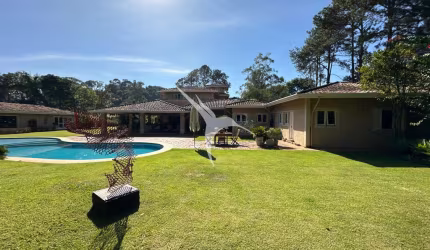 Casa em condomínio fechado com 4 quartos à venda na Rua das Granjas, Vila Santo Antônio, Cotia por R$ 6.900.000