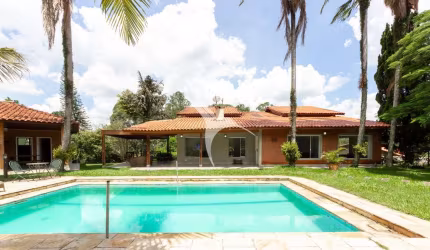 Casa em condomínio fechado com 5 quartos à venda na Avenida São Camilo, Granja Viana, Cotia por R$ 2.400.000