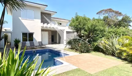 Casa em condomínio fechado com 4 quartos à venda na Estrada Fazendinha, Pousada dos Bandeirantes, Carapicuíba por R$ 3.600.000