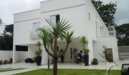 Casa em condomínio fechado com 4 quartos à venda na Estrada Fazendinha, Pousada dos Bandeirantes, Carapicuíba por R$ 3.300.000