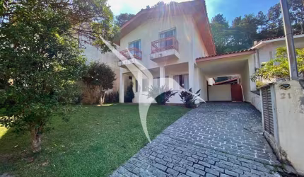 Casa em condomínio fechado com 4 quartos à venda na Rua Azaléia, Jardim Bolívia, Jandira por R$ 1.100.000