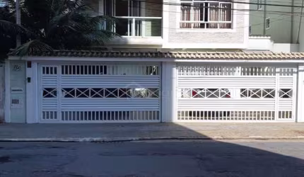 Casa com 5 dorms, Ponta da Praia, Santos - R$ 1.8 mi, Cod: 1328